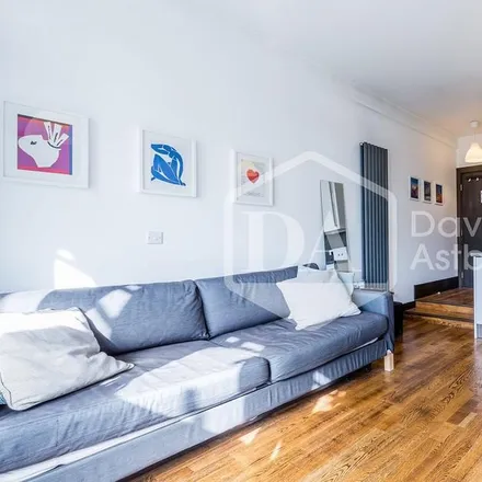 Image 3 - Maynard Arms, Lynton Road, London, N8 8JQ, United Kingdom - Apartment for rent