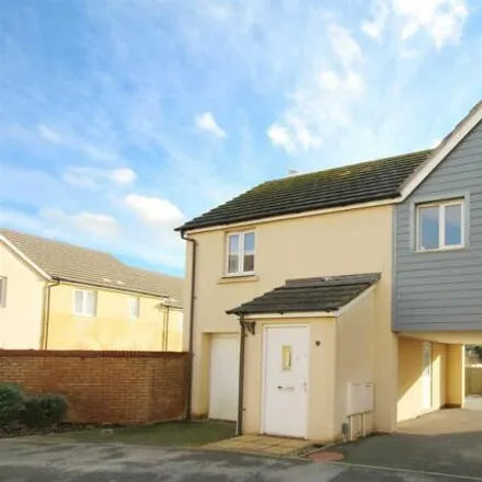 Buy this 2 bed house on Pavilions Close in Brixham, TQ5 8BU