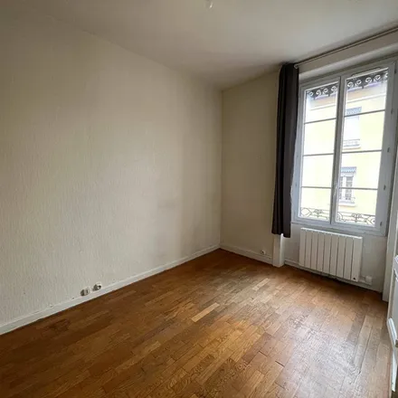 Rent this 2 bed apartment on 132 Grande Rue in Rue Étienne Dolet, 69600 Oullins