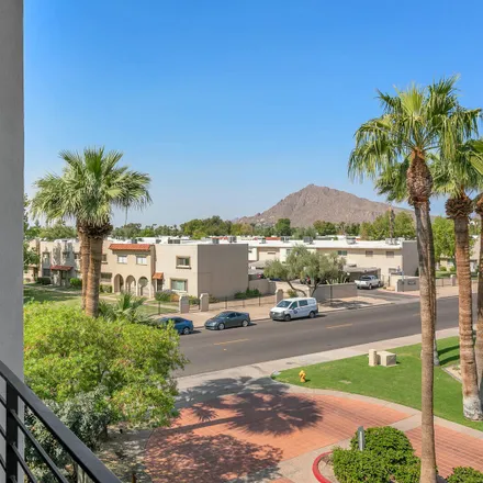 Rent this 3 bed townhouse on 3283 North 70th Street in Scottsdale, AZ 85251