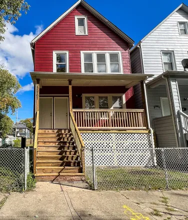 Buy this 5 bed duplex on 11707 South Sangamon Street in Chicago, IL 60643