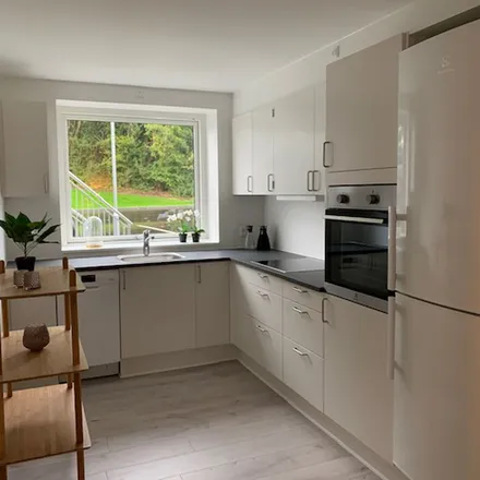 Rent this 4 bed apartment on Rudolf Steiner Allé 79 in 7000 Fredericia, Denmark