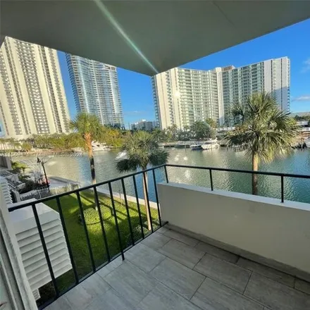 Image 1 - Kings Point Imperial, 159th Street, Sunny Isles Beach, FL 33160, USA - Condo for rent