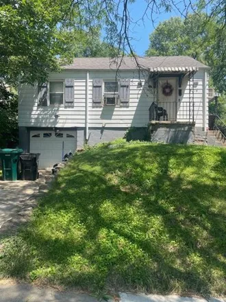 Image 3 - 5314 Charloe St, Cincinnati, Ohio, 45227 - House for sale