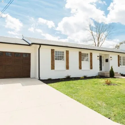 Buy this 3 bed house on 404 Clements Avenue in Somerset, KY 42501