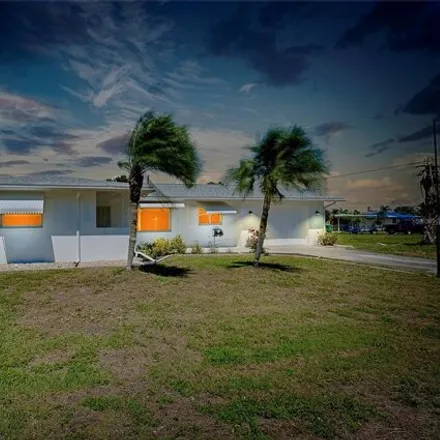 Image 1 - 20430 Edgewater Drive, Port Charlotte, FL 33952, USA - House for sale