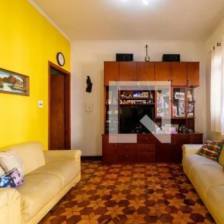 Rent this 2 bed house on Rua Dias Vieira in Vila Sônia, São Paulo - SP
