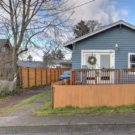 Buy this studio house on 14834 Grant Avenue Southwest in Tillicum, Lakewood