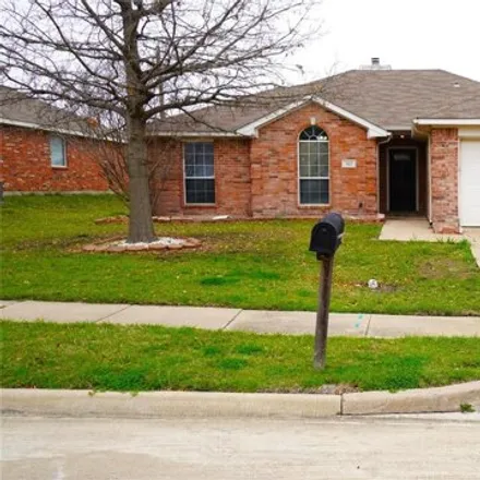 Rent this 3 bed house on 522 Love Lane in Royse City, TX 75189