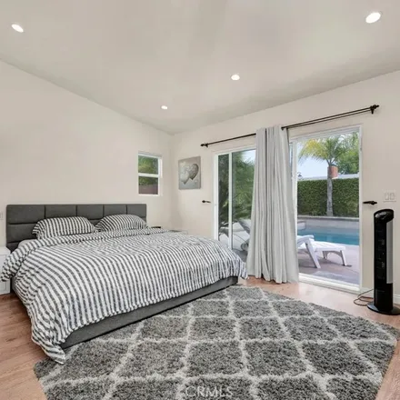 Image 8 - 5310 Manton Avenue, Los Angeles, CA 91367, USA - Apartment for rent