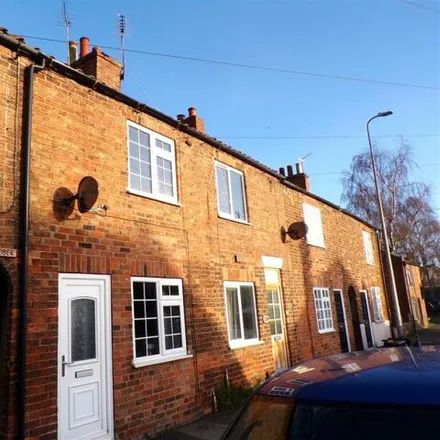 Buy this 2 bed townhouse on 107 Newmarket in Louth, LN11 9EG