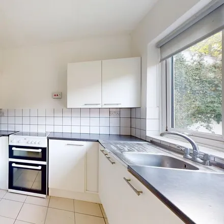 Rent this 1 bed room on 886 Fishponds Road in Bristol, BS16 2LG