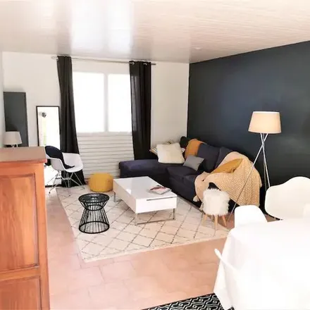 Image 7 - Quai d'Allegement, 85100 Les Sables-d'Olonne, France - Apartment for rent