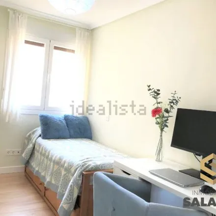 Rent this 4 bed apartment on Juan de Garay kalea in 5, 48003 Bilbao