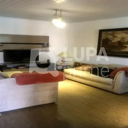 Buy this 4 bed house on Rua Silva Guimarães 843 in Vila Ede, São Paulo - SP