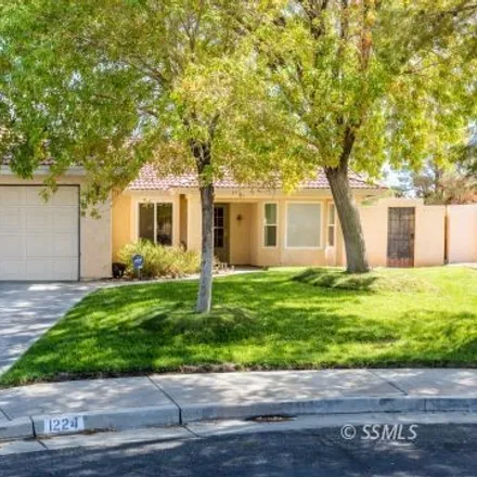 Buy this 3 bed house on 1224 Mandy Court in Ridgecrest, CA 93555
