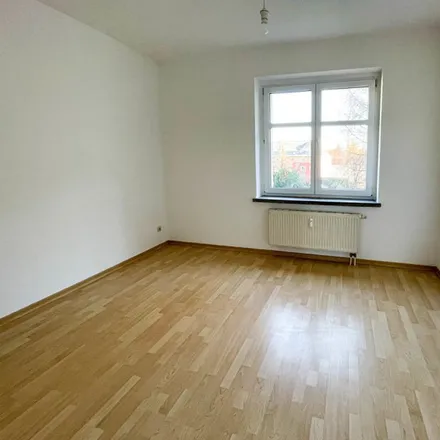 Rent this 1 bed apartment on Pölitzstraße 33 in 09337 Hohenstein-Ernstthal, Germany