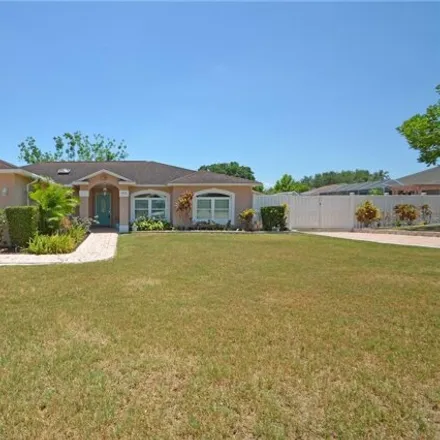 Buy this 3 bed house on 3405 Summerwood Way in Polk County, FL 33812