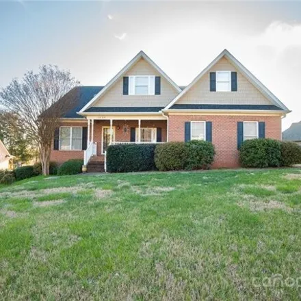 Buy this 3 bed house on 5469 Williams Place Court in Forsyth County, NC 27106