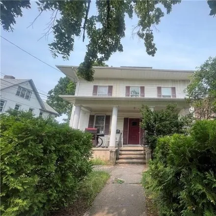 Buy this 4 bed house on Osborn Avenue in New Haven, CT 06511