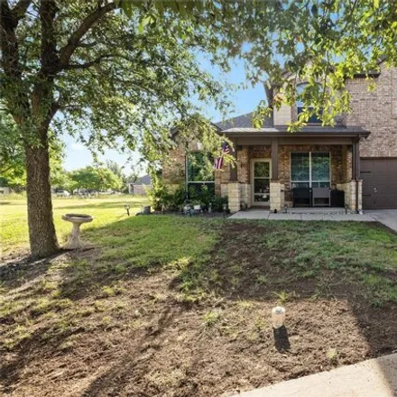 Image 2 - 8916 Cracked Wheat Trl, Fort Worth, Texas, 76179 - House for sale