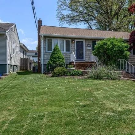 Buy this 3 bed house on 150 Jordan Road in Colonia, Woodbridge Township