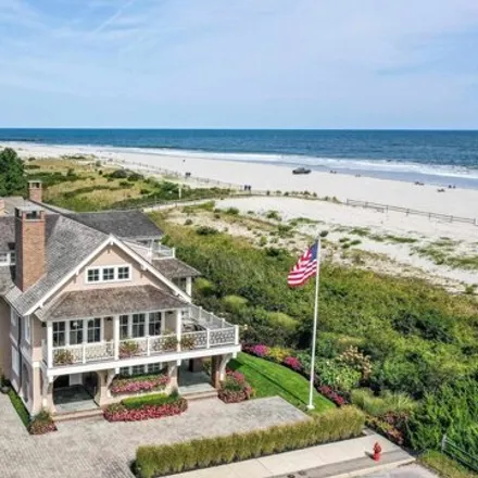 Image 2 - 99 East 17th Street, Avalon, Cape May County, NJ 08202, USA - House for sale