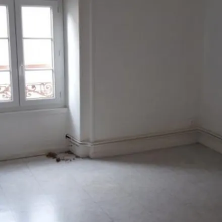 Rent this 3 bed apartment on Rond-Point des Rencontres in 42400 Saint-Chamond, France