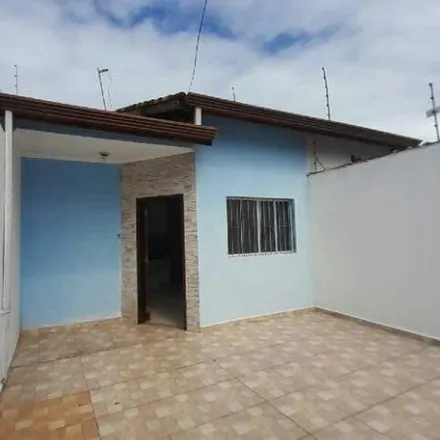Rent this 2 bed house on Rua Antonio Olívio de Araújo Moreira in Jardim Mosteiro, Itanhaem - SP