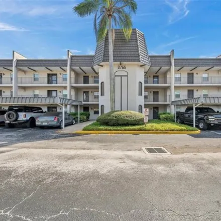 Buy this 2 bed condo on 9804 87th Street North in Pinellas County, FL 33777
