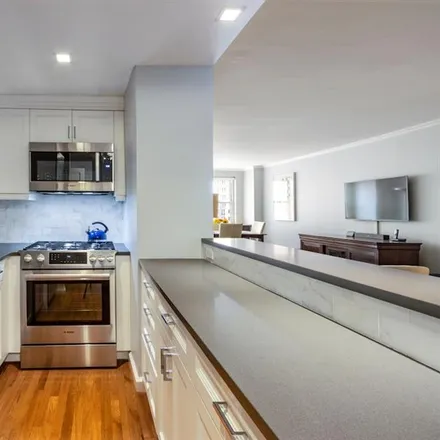 Image 3 - 333 EAST 79TH STREET 20V in New York - Apartment for sale