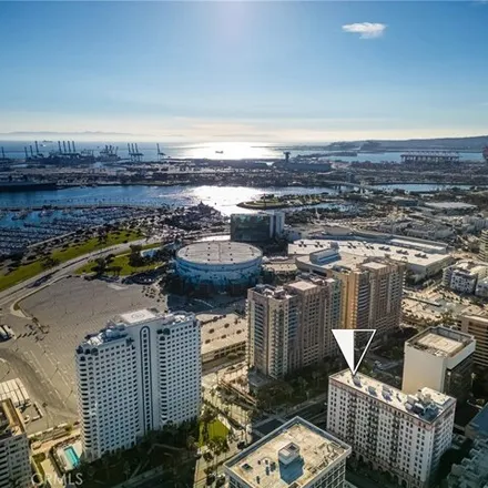 Image 1 - 456 Bronce Way, Long Beach, CA 90802, USA - Condo for sale