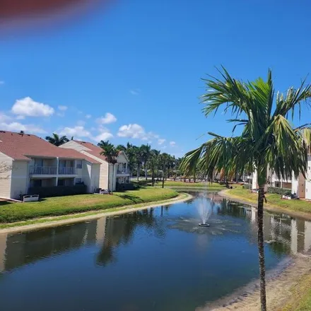 Buy this 2 bed condo on 1898 Charlesmont Drive in Melbourne, FL 32903