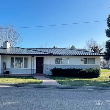 Buy this 3 bed house on 399 West Butterfield Avenue in Weiser, ID 83672