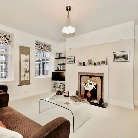 Rent this 1 bed apartment on 10-13 Heathfield Terrace in London, W4 4JE