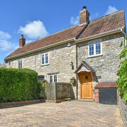 Buy this 3 bed house on Guildhall Lane in Wedmore, BS28 4AH
