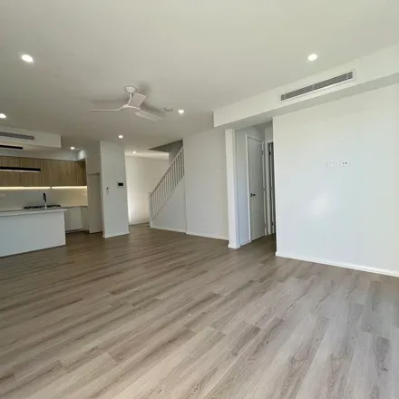 Image 7 - 15 Rhinelander Road, Box Hill NSW 2765, Australia - Apartment for rent