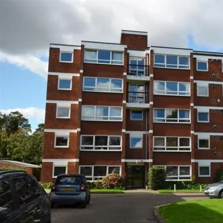 Buy this 2 bed apartment on Knighton Park Road in Leicester, LE2 1ZA