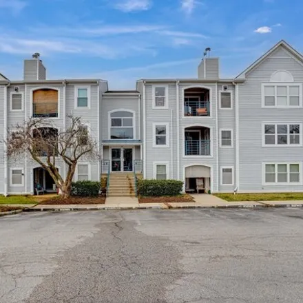 Rent this 2 bed condo on 40 Greystone Court in Annapolis, MD 21403
