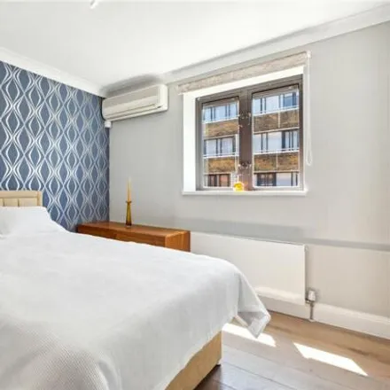 Image 8 - Huntsmore House, 35 Pembroke Road, London, W8 6PW, United Kingdom - Apartment for sale