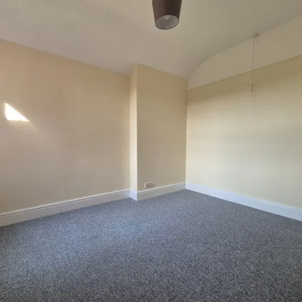 Image 6 - Cathcart Road, Amblecote, DY8 3XA, United Kingdom - Apartment for rent