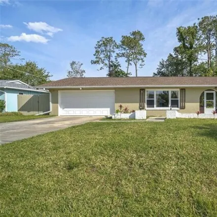 Buy this 3 bed house on 23 Fillmore Ln in Palm Coast, Florida