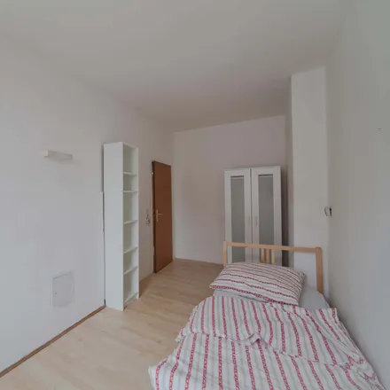 Rent this 5 bed room on Salon N in Elisabethstraße 4, 80796 Munich