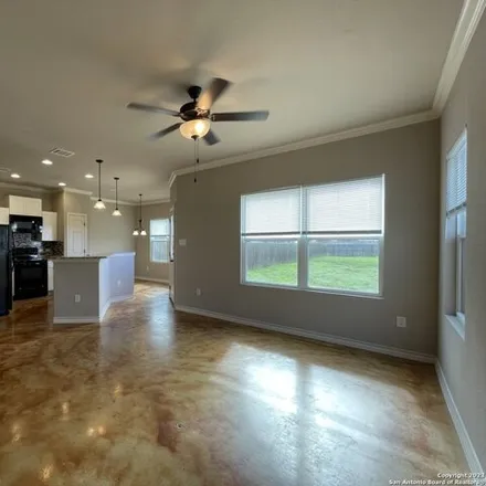 Image 2 - 1600 Tristan Trail, New Braunfels, TX 78130, USA - House for rent