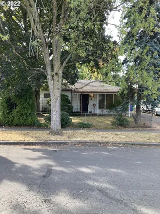 Buy this 2 bed house on 5817 North Minnesota Avenue in Portland, OR 97217