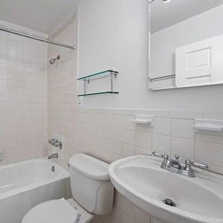 Image 3 - 58 W 106th St Apt 4B, New York, 10025 - Condo for sale