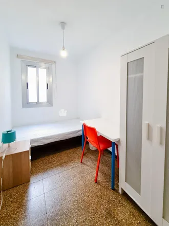 Image 3 - Carrer del Poeta Mas i Ros, 46021 Valencia, Spain - Apartment for rent