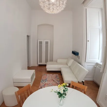 Rent this 4 bed apartment on Spiegelgasse 9 in 1010 Vienna, Austria