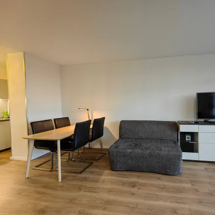 Image 3 - Görlitzer Straße 4, 41460 Neuss, Germany - Apartment for rent