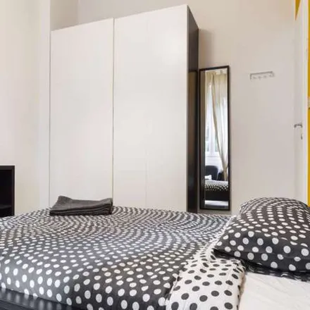 Rent this 3 bed apartment on Scuola elementare Luigi Scrosati in Via Luigi Scrosati, 20146 Milan MI